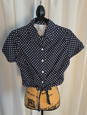 HEMET Femme Navy Polka Dot Tie-Front Shirt -